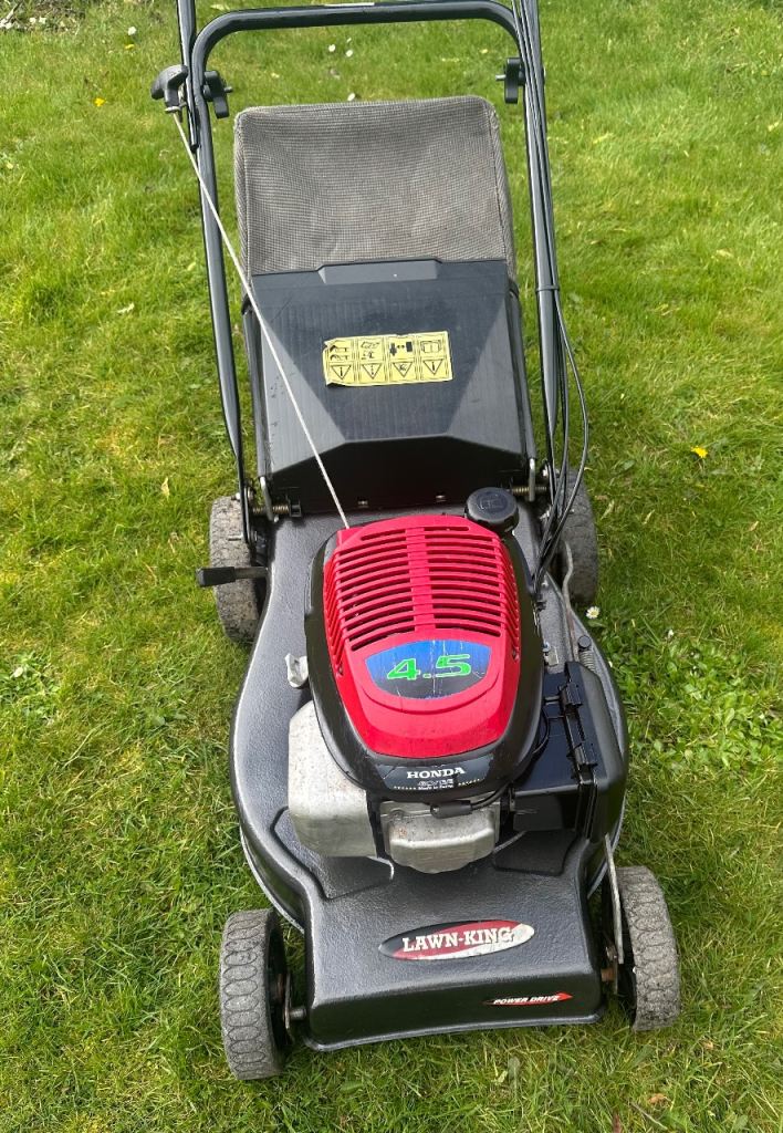 Honda 19”cut petrol Selfdrive lawnmower super condition serviced & sharpened mower