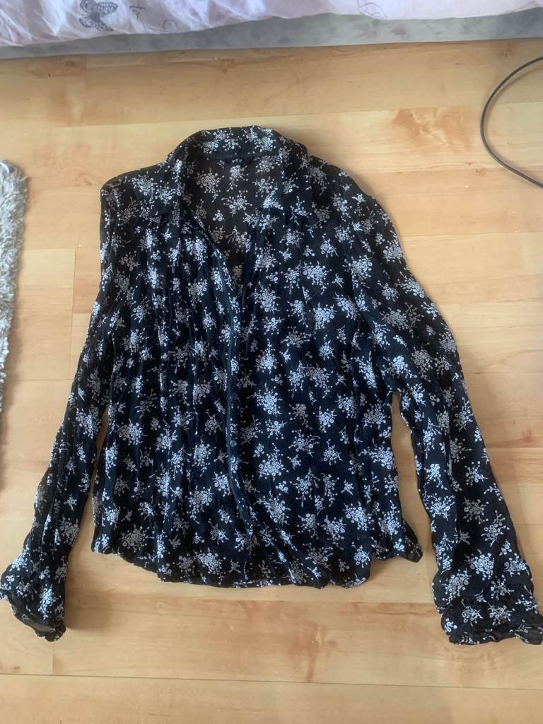 Attractive, well made M&S, per una, blouse, size 16