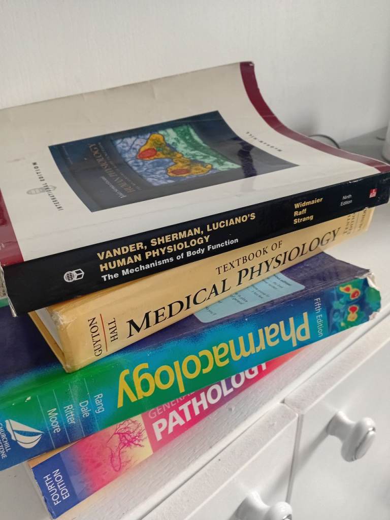 Medical books 