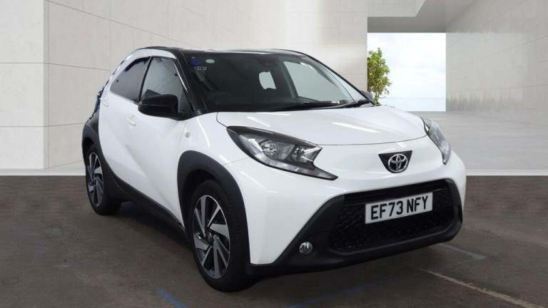 2023 Toyota Aygo X 1.0 VVT-i Edge 5dr Auto HATCHBACK PETROL Automatic