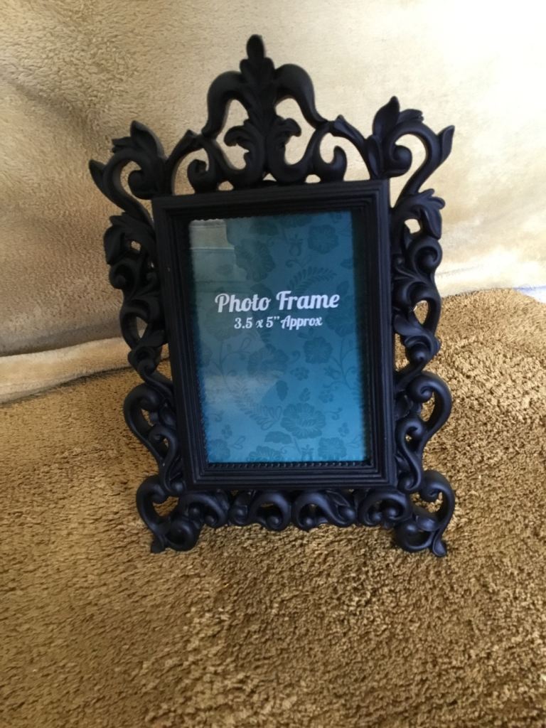 New black photo frames