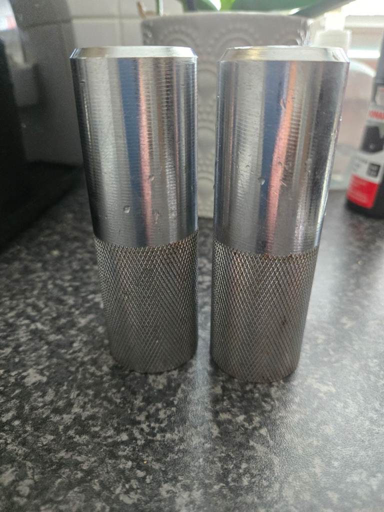 Stunt pegs