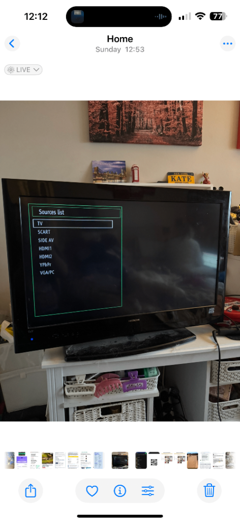 Hitachi 31 inch tv with remote 