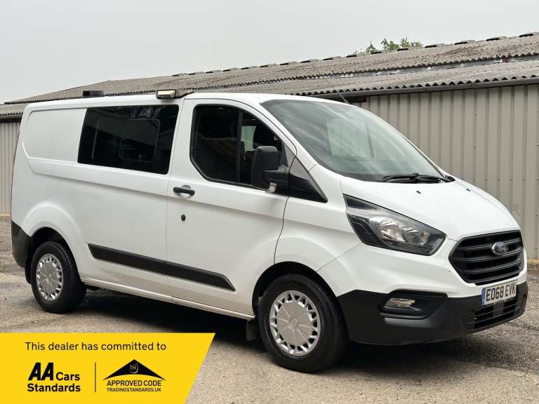 2018 Ford Transit Custom 2.0 320 EcoBlue Crew Van L1 H1 Euro 6 5dr (6 Seat) PANEL VAN Diesel Manual