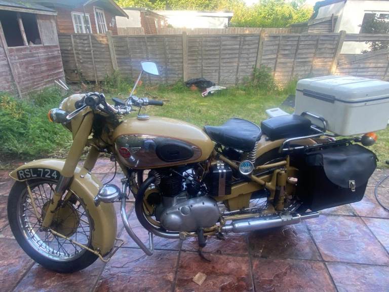 BSA Vintage Motor Bike 1953 Gold Star