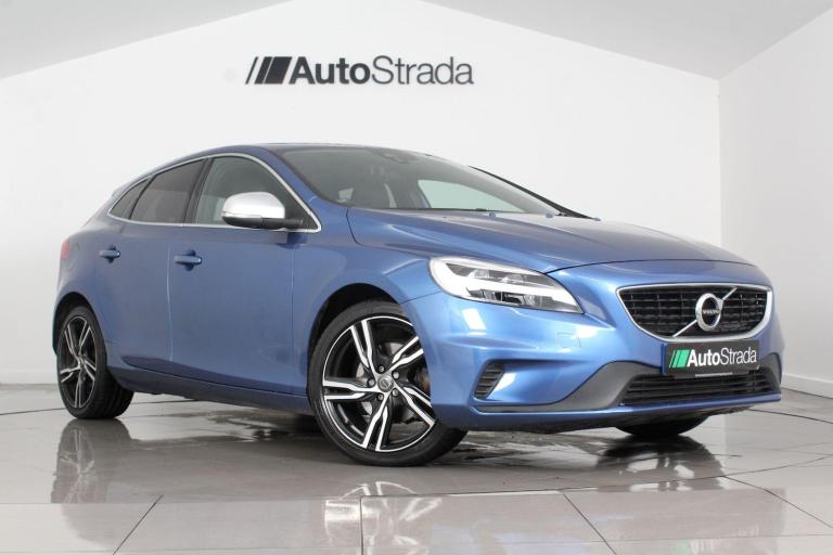 2019 Volvo V40 T2 [122] R DESIGN Pro 5dr HATCHBACK PETROL Manual