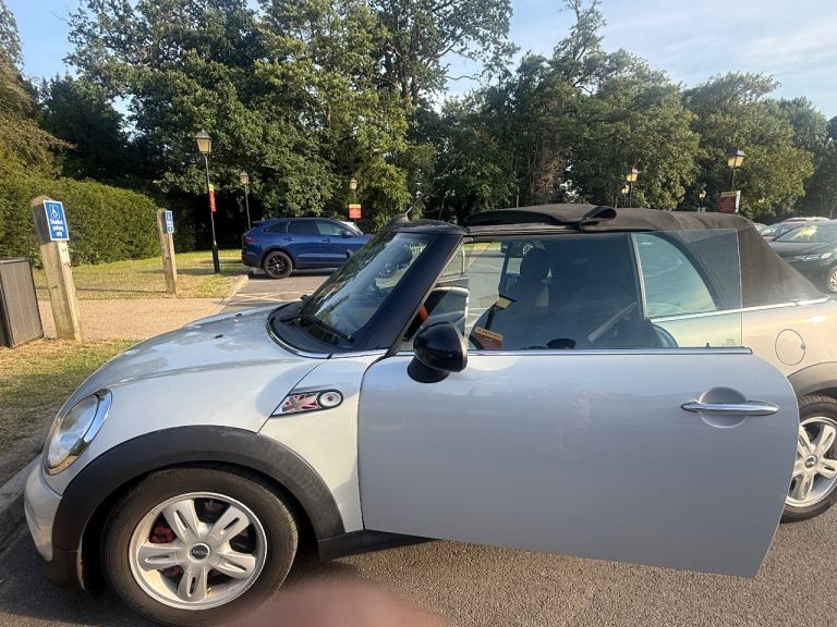 Mini, CONVERTIBLE, Convertible, 2014, Manual, 1598 (cc), 2 doors