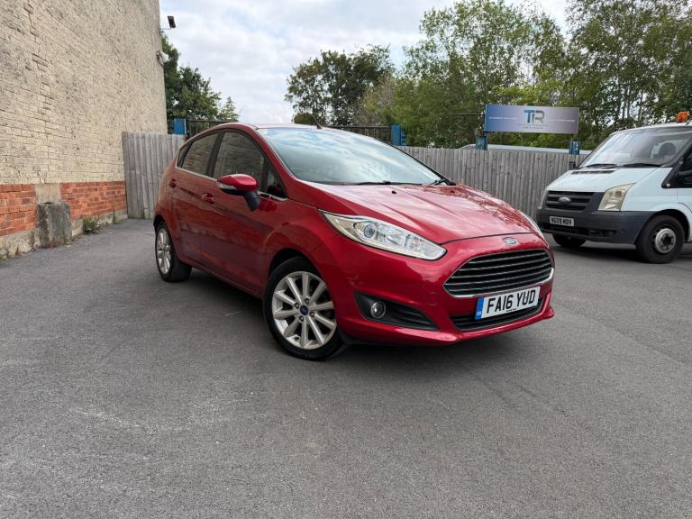2016 Ford Fiesta 1.5 TDCi Titanium 5dr HATCHBACK Diesel Manual