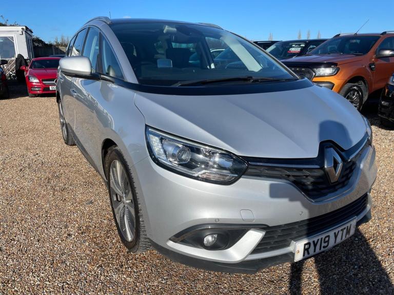 2019 Renault Grand Scenic 1.7 Blue dCi Signature Euro 6 (s/s) 5dr MPV Diesel Manual