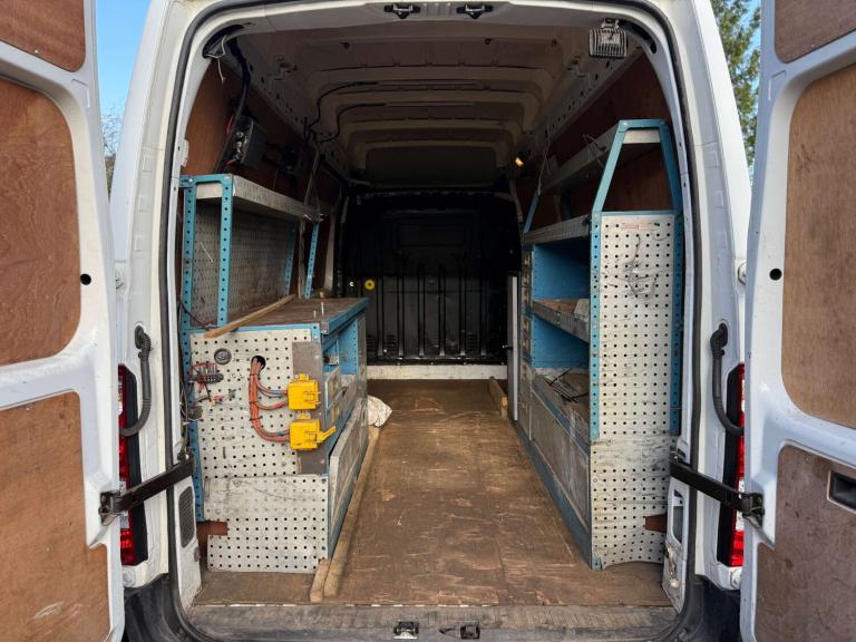 2017 Renault Master 2.3 Master 35 MWB Panel Van Diesel Manual