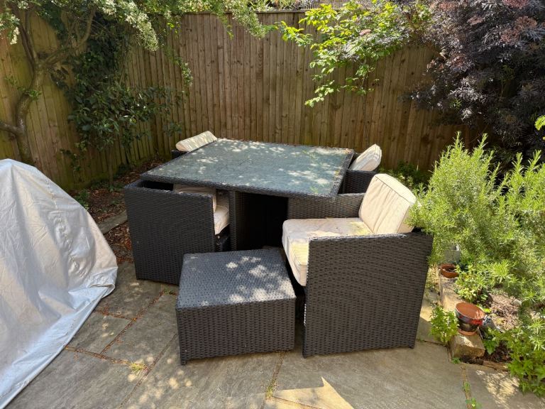 Garden Table with Chairs