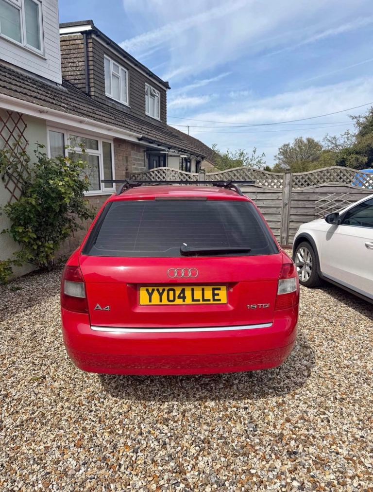Audi, A4, Estate, 2004, Semi-Auto, 1896 (cc), 5 doors