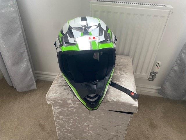 Bell Scramble crash helmet