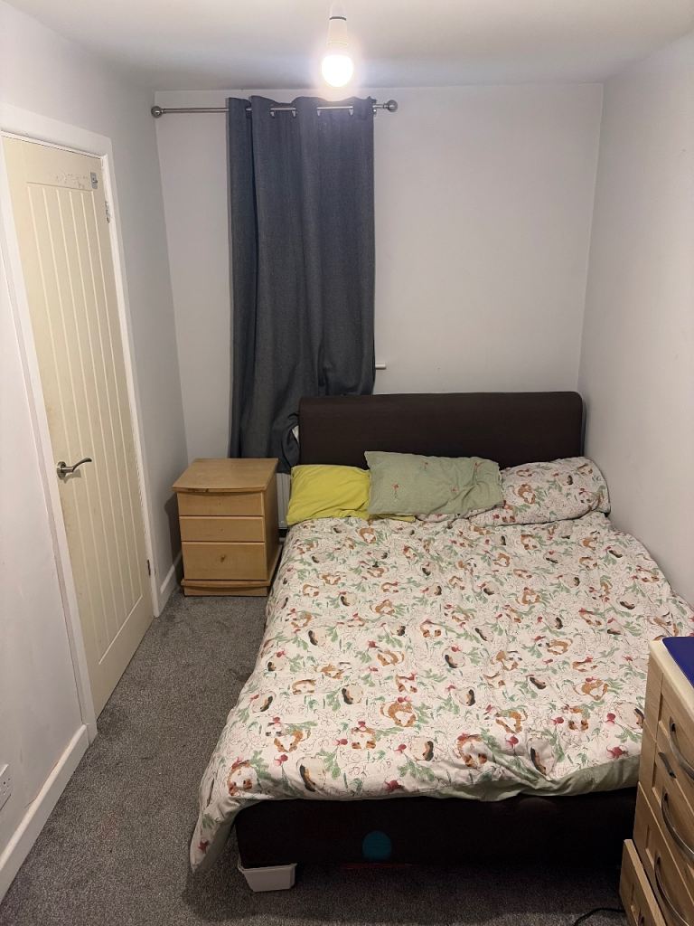 Double room for rent 
