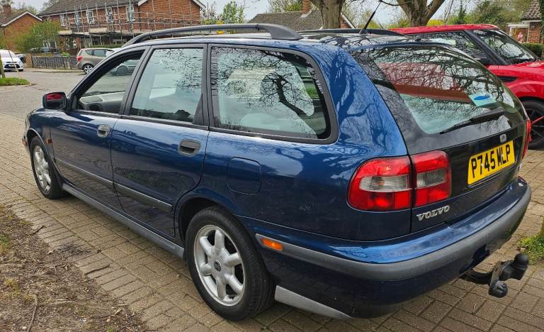 Volvo, V40, Estate, 1996, Other, 1948 (cc), 5 doors