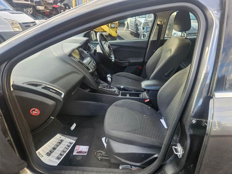 Breaking for parts only focus 1.6 petrol automatic 15 plate mk3