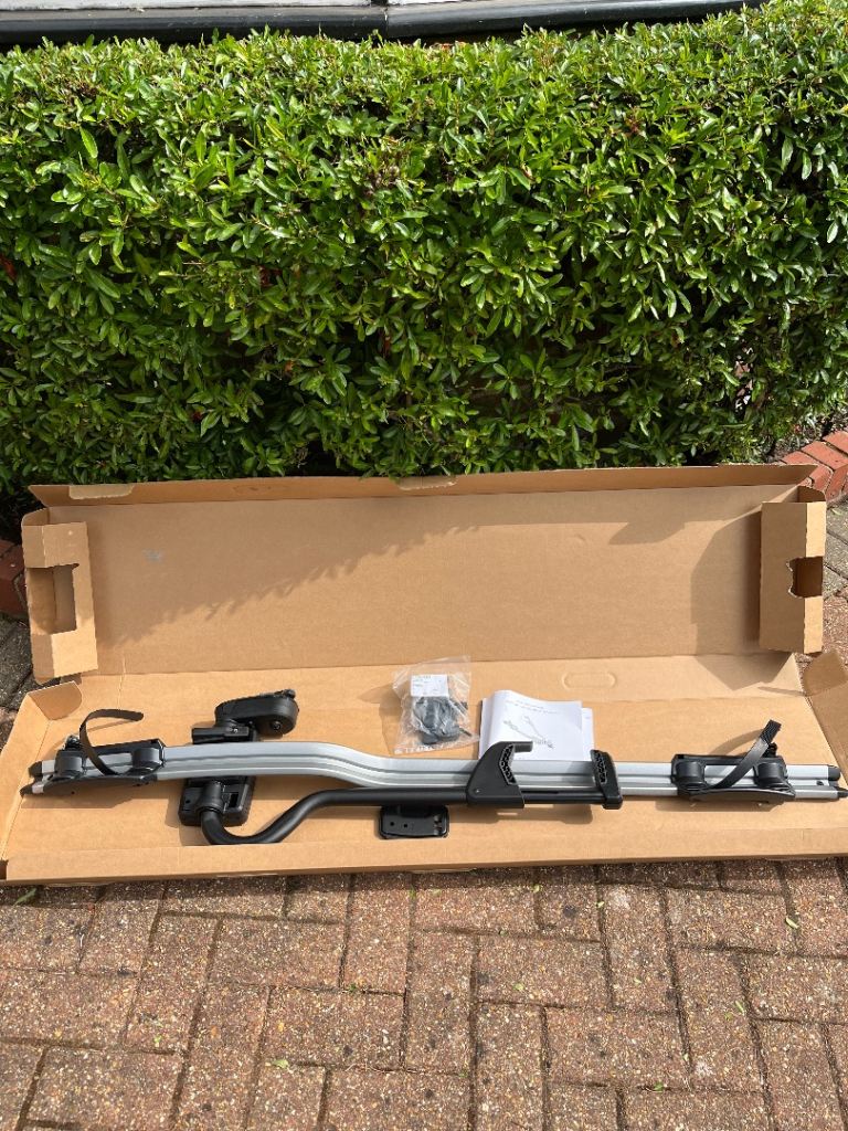 Volvo Bicycle Roof Rack – Brand New, Still Boxed