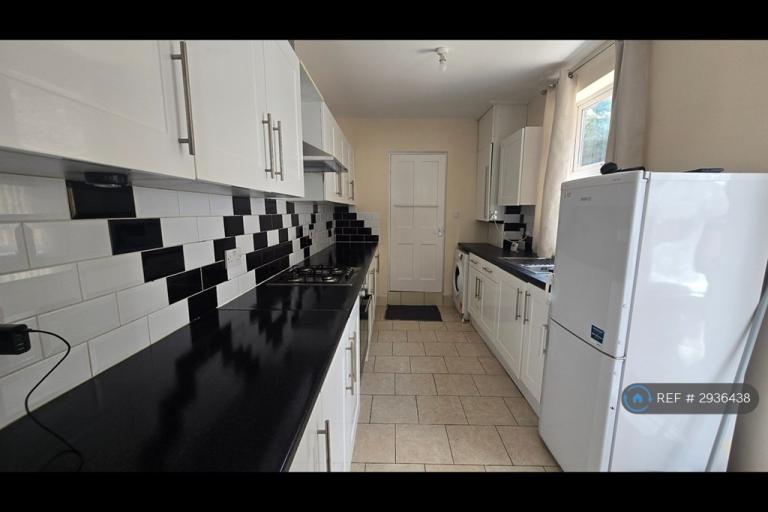 3 bedroom house in Ridgway Road, Luton, LU2 (3 bed) (#2936438)