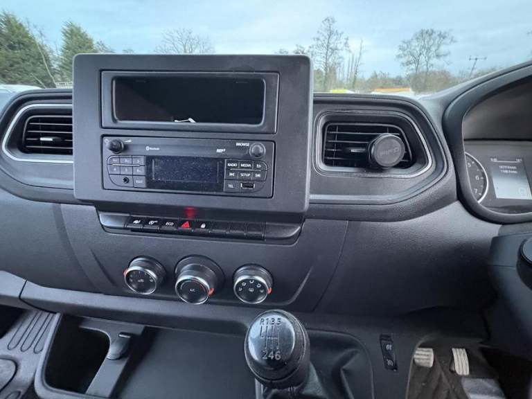 2022 Renault Master Master 35 LWB CHASSIS CAB DIESEL Manual