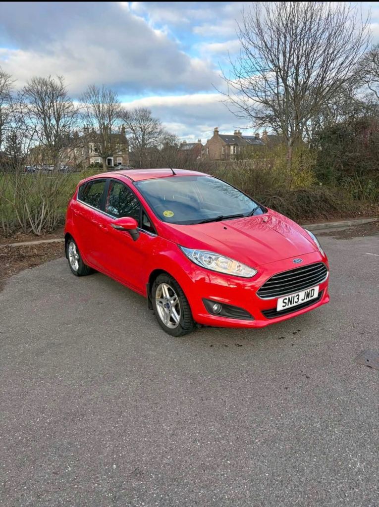 Ford, FIESTA, Hatchback, 2013, Manual, 1241 (cc), 5 doors