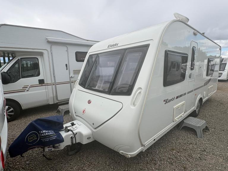 ELDDIS AVANTE 574 - FIXED SINGLE BEDS + END WASHROOM + MOTORMOVER