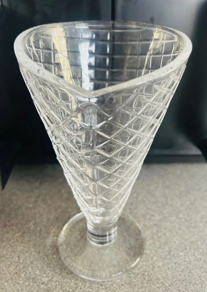 Waffle design sundae glass