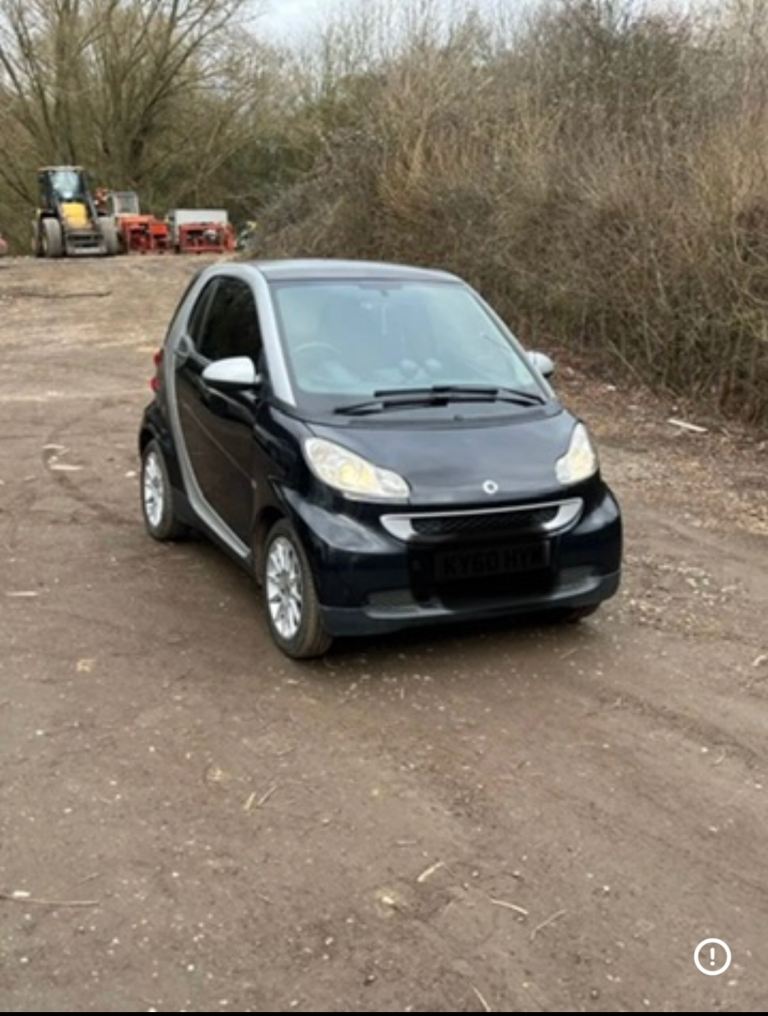 Smart Fortwo 1.0 non turbo 2013 black BREAKING FOR PARTS 