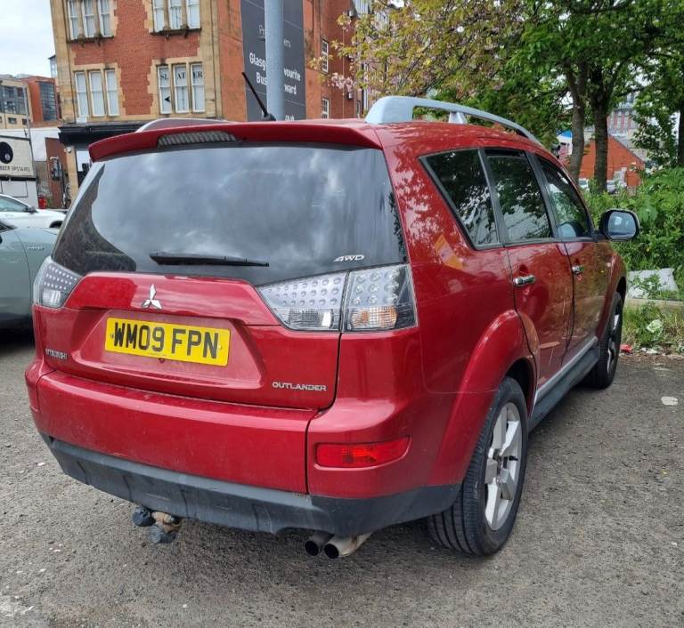 Mitsubishi Outlander 4x4 Estate 7 seat 2009