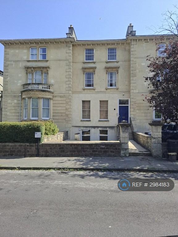 2 bedroom flat in Oakland Road, Bristol, BS6 (2 bed) (#2984183)