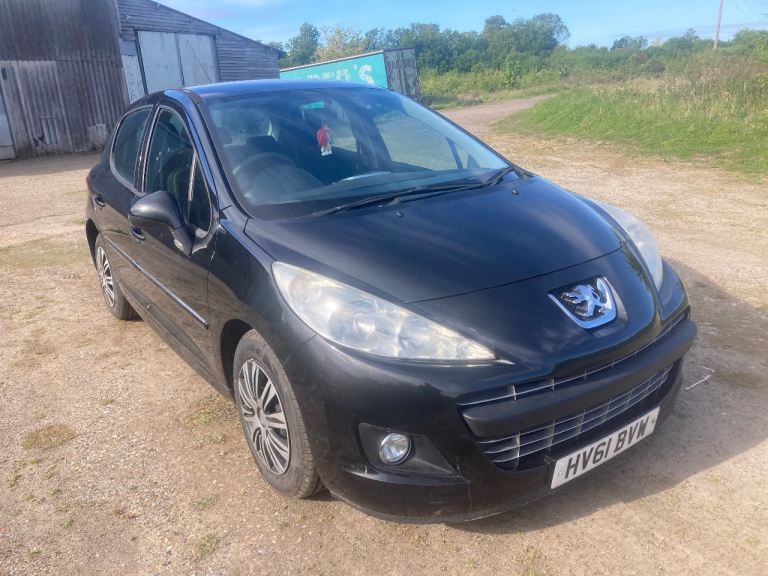 Peugeot 207 1.4 Petrol Service history 