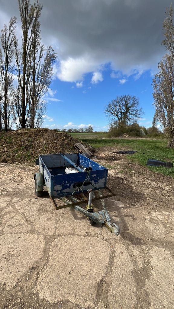 Trailer for sale (Approx 4ft x 9ft) 