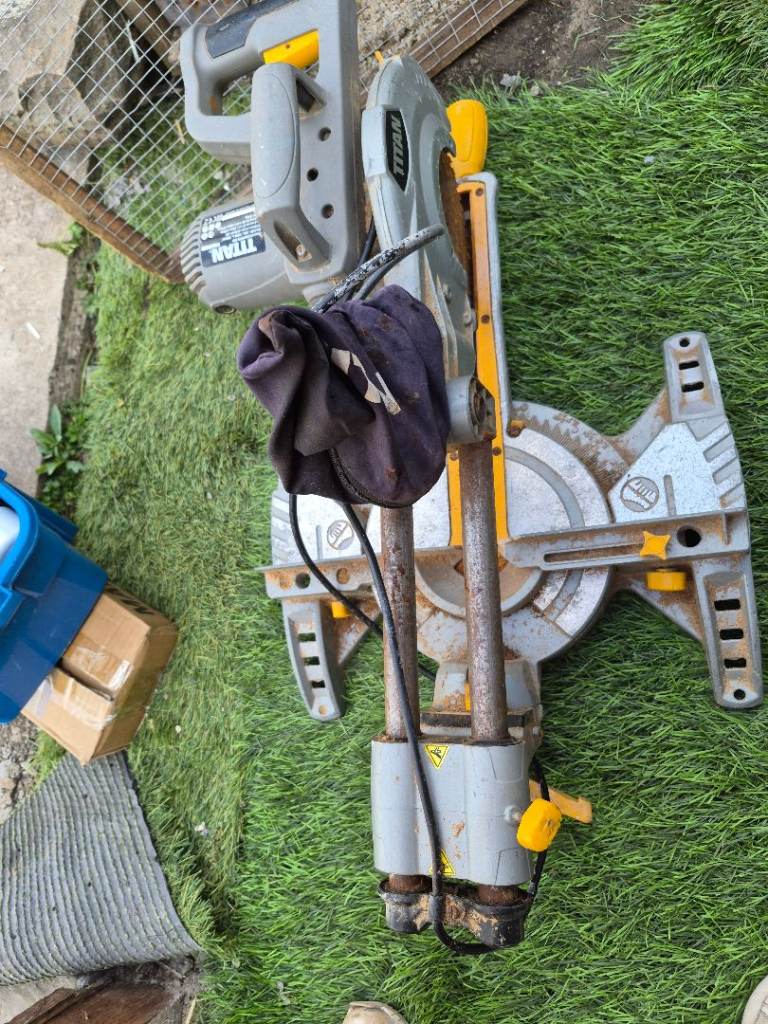 Titan Power Saw - Used Condition, Needs a Clean