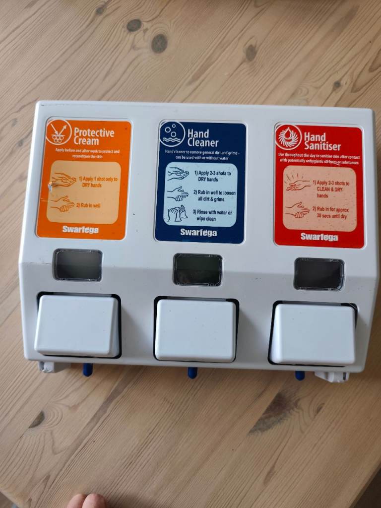 Swarfega Van Cradle wall mounted kit