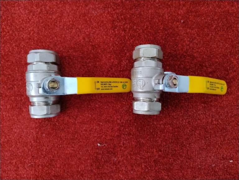 22mm full bore lever valves.