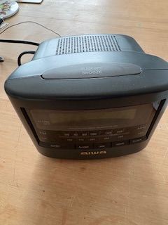 Aiwa FR A46 Alarm Clock FM/LW  Radio Receiver