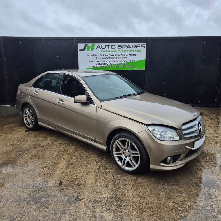 W204 Mercedes C220 BREAKING PARTS SPARES ONLY 