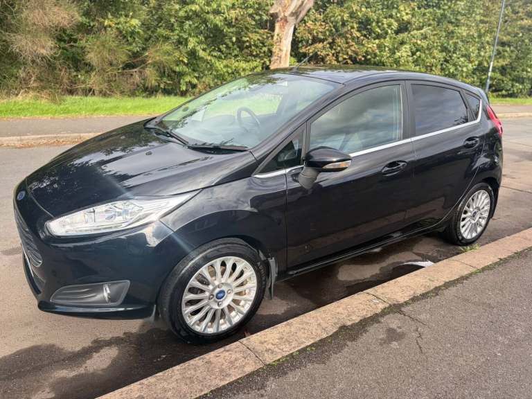 2014 Ford Fiesta 1.0 EcoBoost Titanium 5dr petrol manual  HATCHBACK Petrol Manual