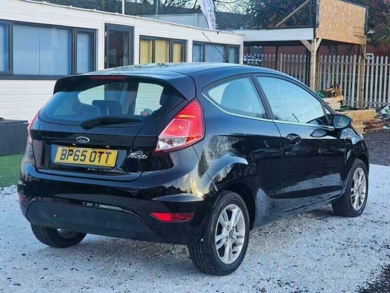 2015 Ford Fiesta 1.25 Zetec Euro 6 3dr HATCHBACK Petrol Manual