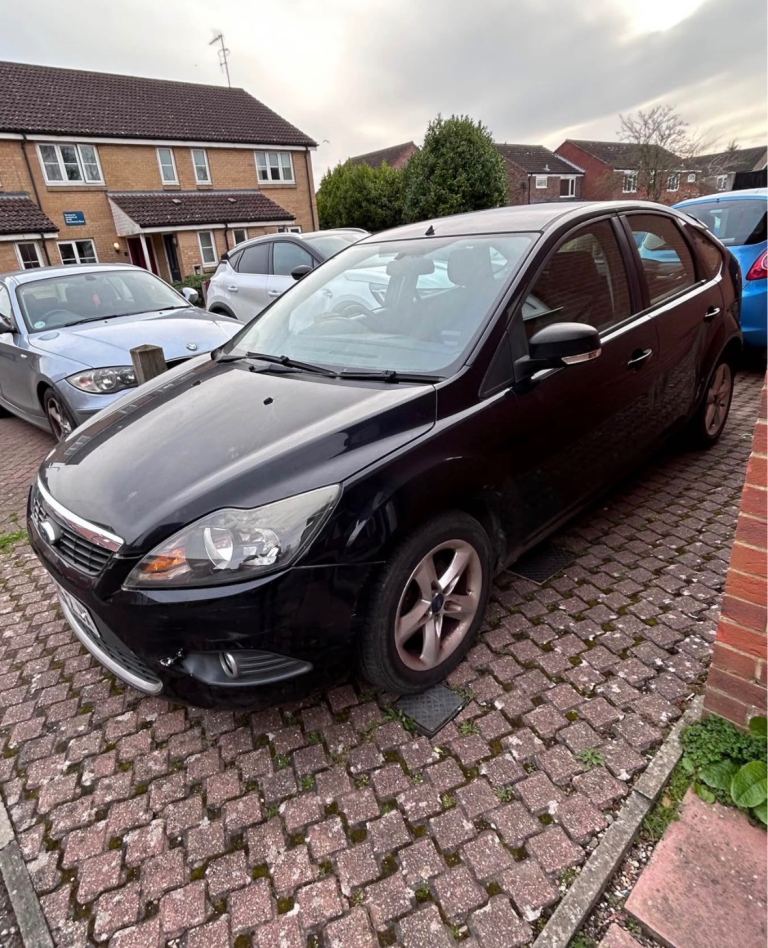 FORD FOCUS 1.6 PETROL