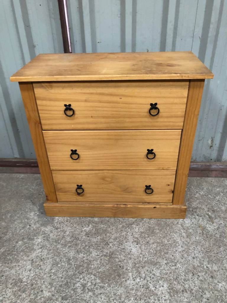 Mexican Pine 3 Drawer Chest of Drawers, good condition