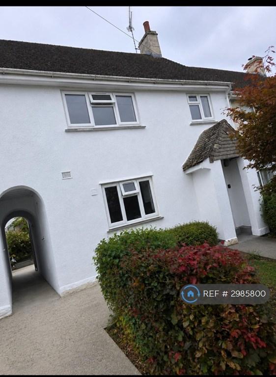 3 bedroom house in Pound Piece, Swindon, SN6 (3 bed) (#2985800)