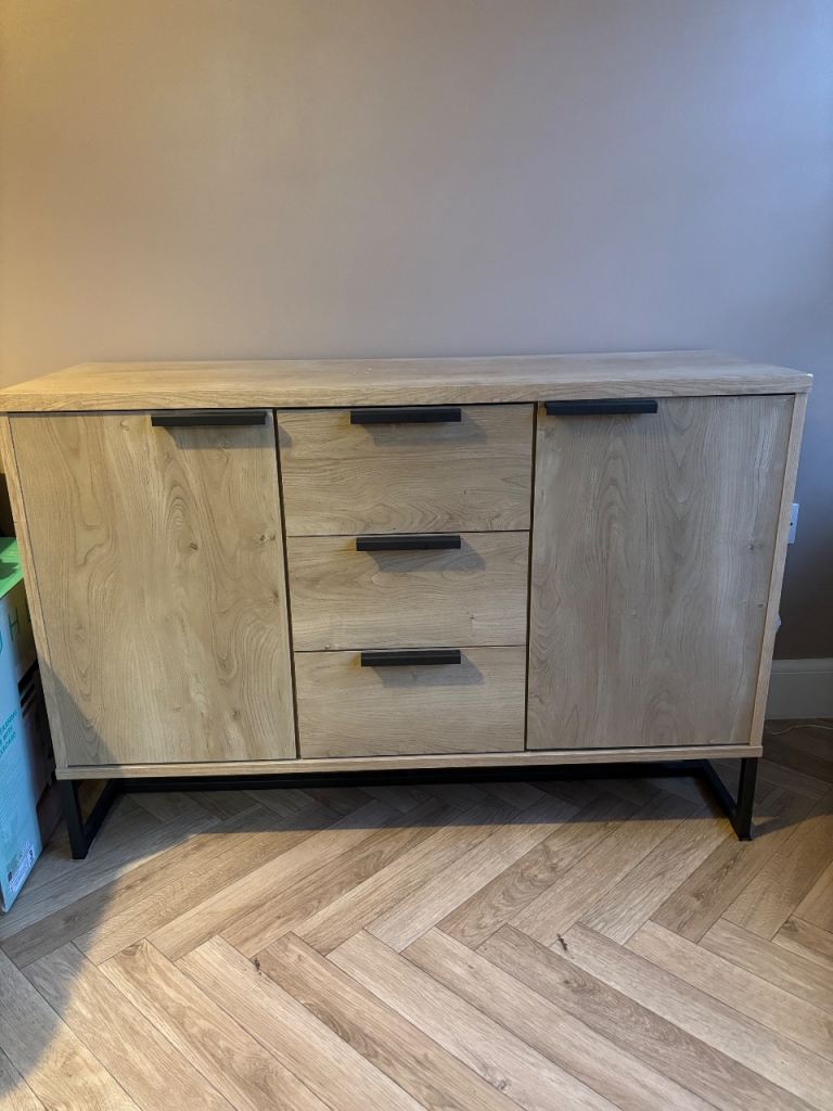 Sideboard
