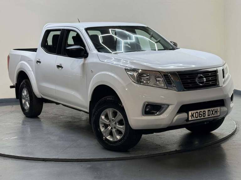 2018 Nissan Navara 2.3 Navara Acenta dCi 4WD 5dr SUV Diesel Manual
