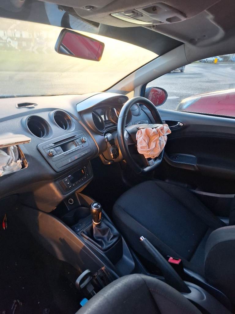 Seat, IBIZA, Hatchback, 2014, Manual, 1197 (cc), 3 doors