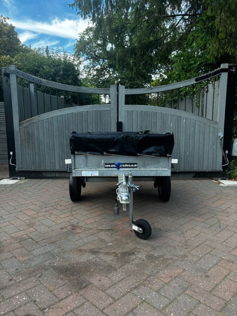  CAR CAMPING TRAILER TENT  FISHING STORAGE VAN X CROSS 