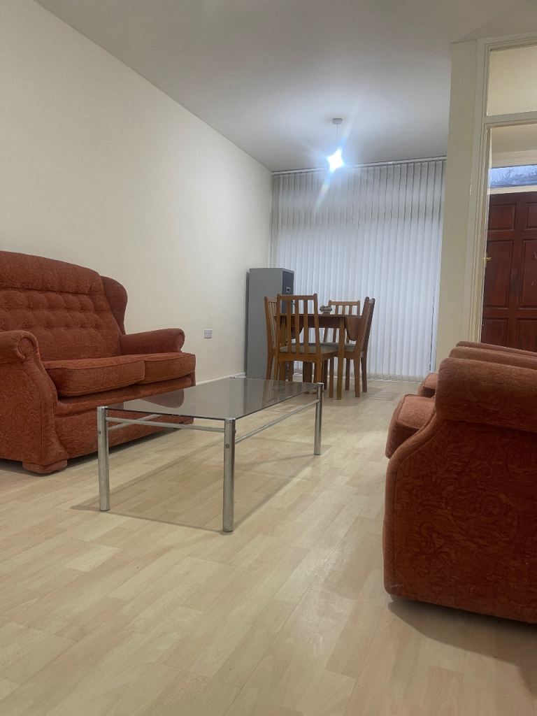 3 Bedroom house to rent Leeds LS13