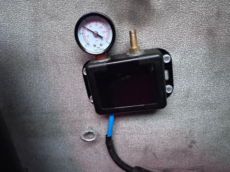 2018 68 Iveco Daily Recovery Truck. 52-180. Sleeper. AC. Winch. Ali bed. RearAir