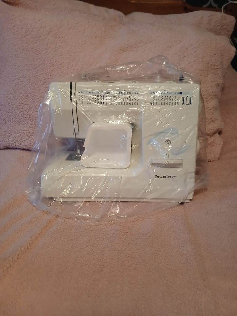 Silvercrest free arm sewing machine model SNM33A1