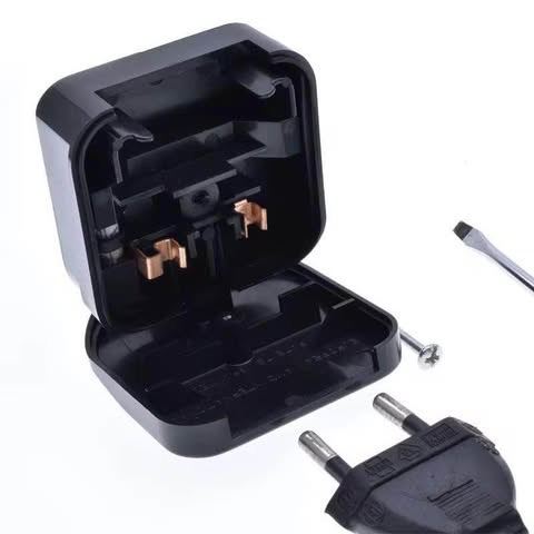 UK to European Travel Adapter (Fused Plug)
