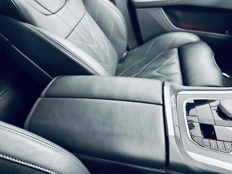 2024 BMW XM 50e SUV HYBRID Automatic